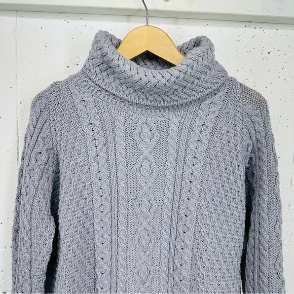 Carraig Donn Irish XL Gray 100% Wool Fisherman  Cable Knit Turtleneck Sweater - Picture 4 of 13